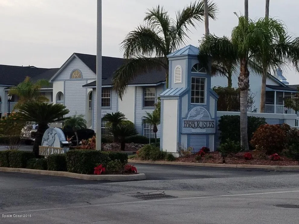 Unit for sale at 650 S Brevard Avenue, Cocoa Beach, FL 32931