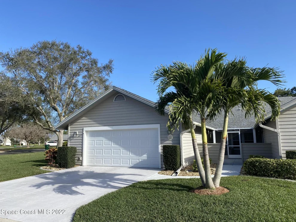 Unit for sale at 821 Willow Creek Lane, Melbourne, FL 32940