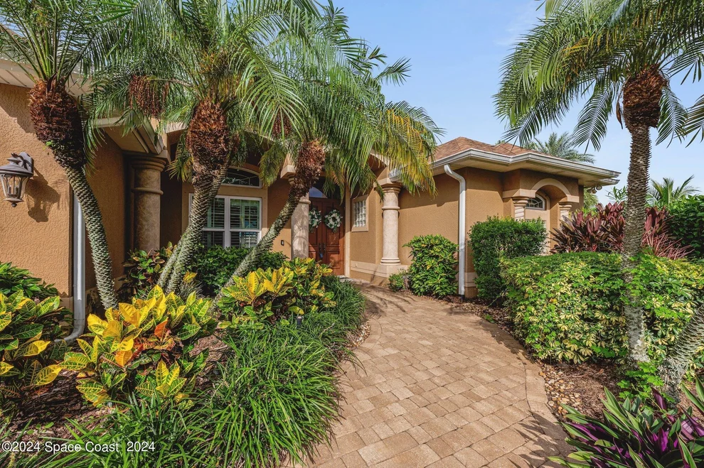 Unit for sale at 2263 Woodfield Circle, Melbourne, FL 32904