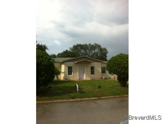 Unit for sale at 2924 Lawrence, Melbourne, FL 32901