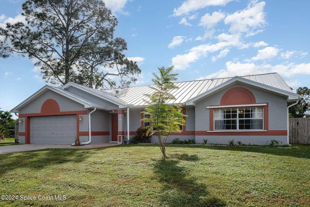 Unit for sale at 606 Dinner Street NE, Palm Bay, FL 32907