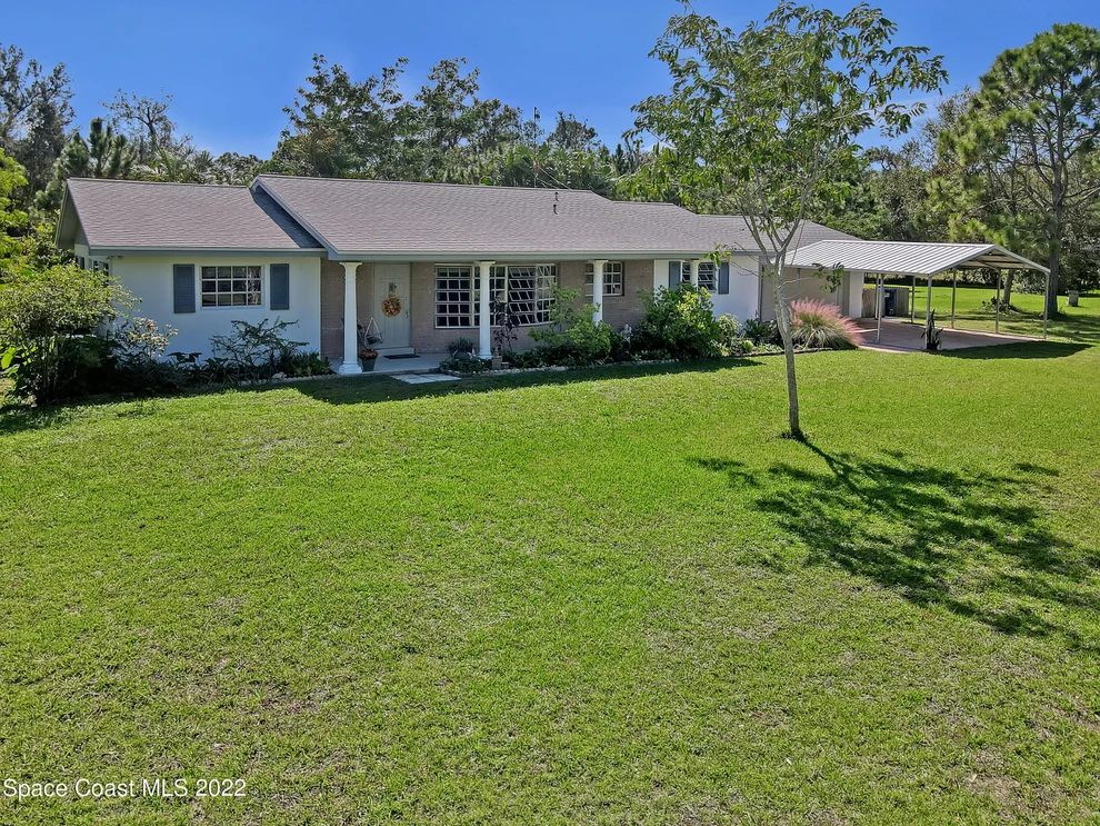 Unit for sale at 1865 Alexander Lane, Malabar, FL 32950