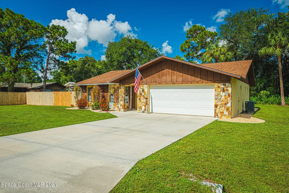 Unit for sale at 396 Pigeon Avenue NE, Palm Bay, FL 32907