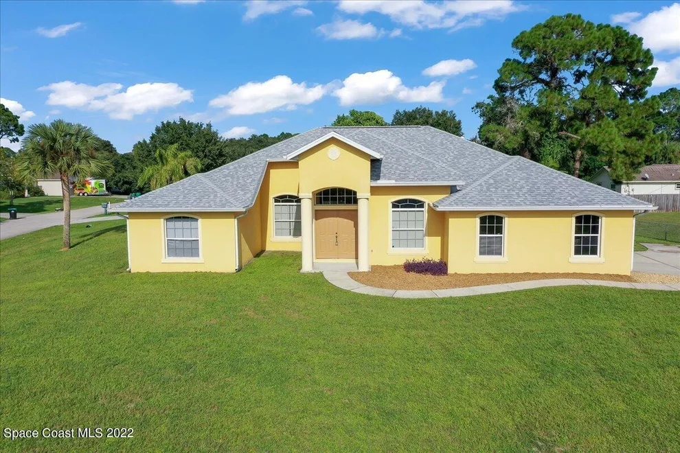 Unit for sale at 525 Justine Avenue NW, Palm Bay, FL 32907
