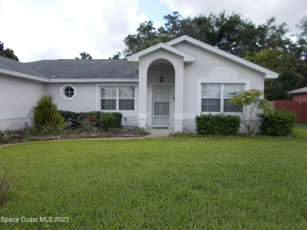Unit for sale at 670 Koutnik Road SE, Palm Bay, FL 32909