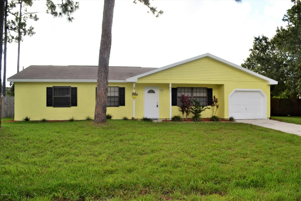 Unit for sale at 925 Haas Avenue NE, Palm Bay, FL 32907