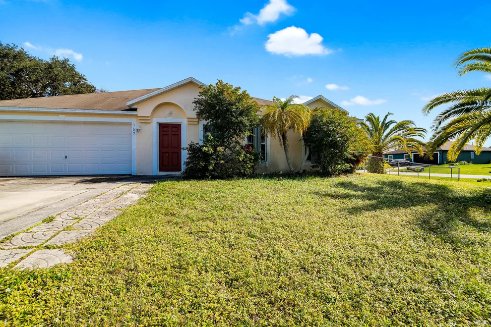 Unit for sale at 709 Waikiki Avenue NW, Palm Bay, FL 32907