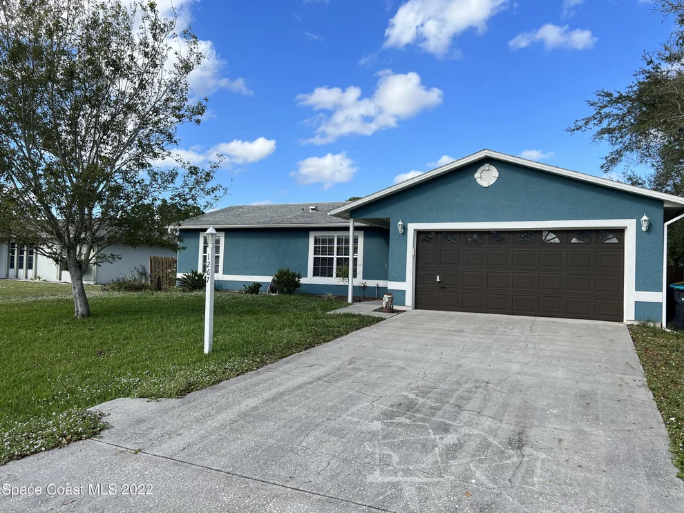 Unit for sale at 1267 Heberling Street NW, Palm Bay, FL 32907