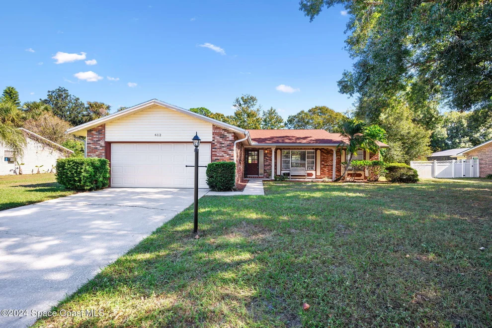 Unit for sale at 612 Dundee Circle, Melbourne, FL 32904