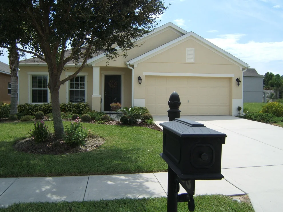 Unit for sale at 593 HOLLOW GLEN Drive, Titusville, FL 32780