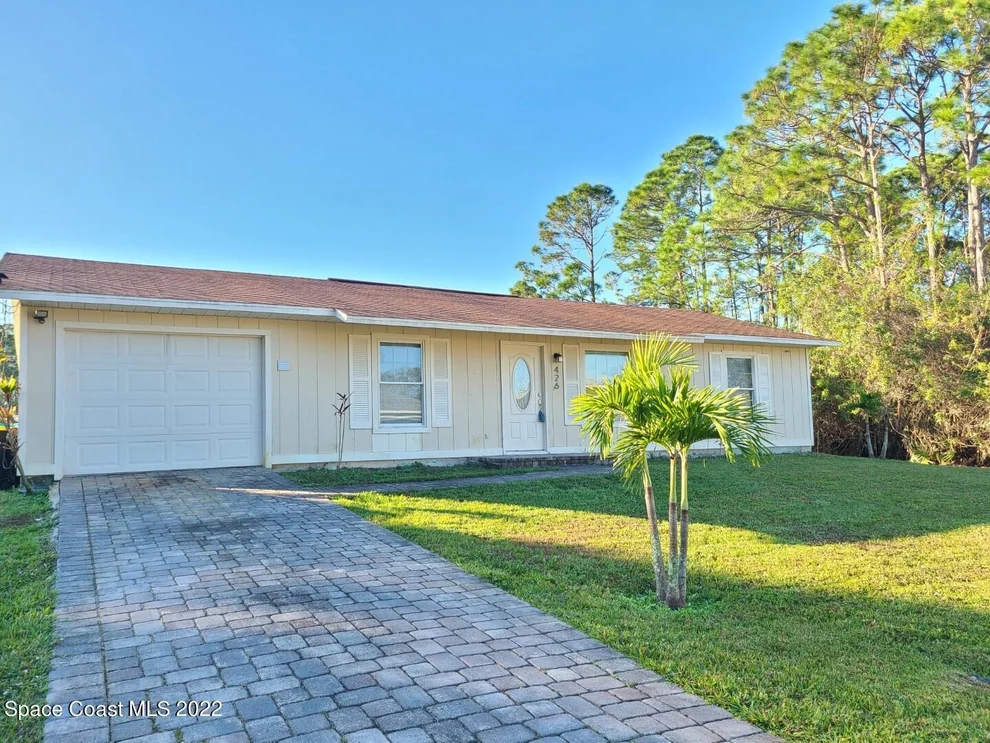 Unit for sale at 426 Geraldine Street SW, Palm Bay, FL 32908