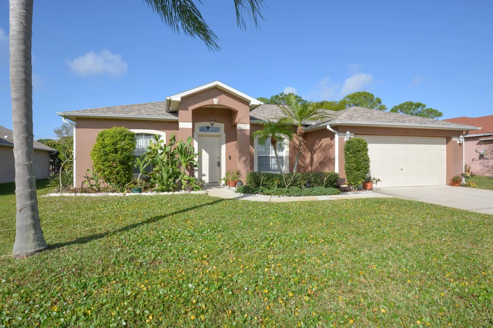 Unit for sale at 725 Falls Creek Drive, West Melbourne, FL 32904