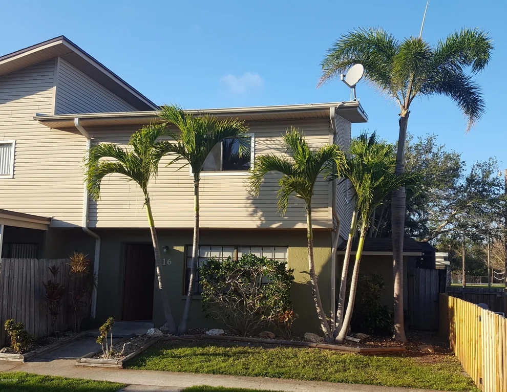 Unit for sale at 516 S Plumosa Street, Merritt Island, FL 32952