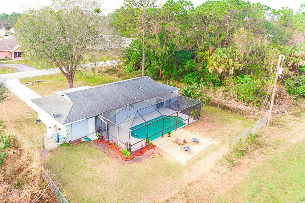 Unit for sale at 425 Bridgeport Avenue NW, Palm Bay, FL 32907