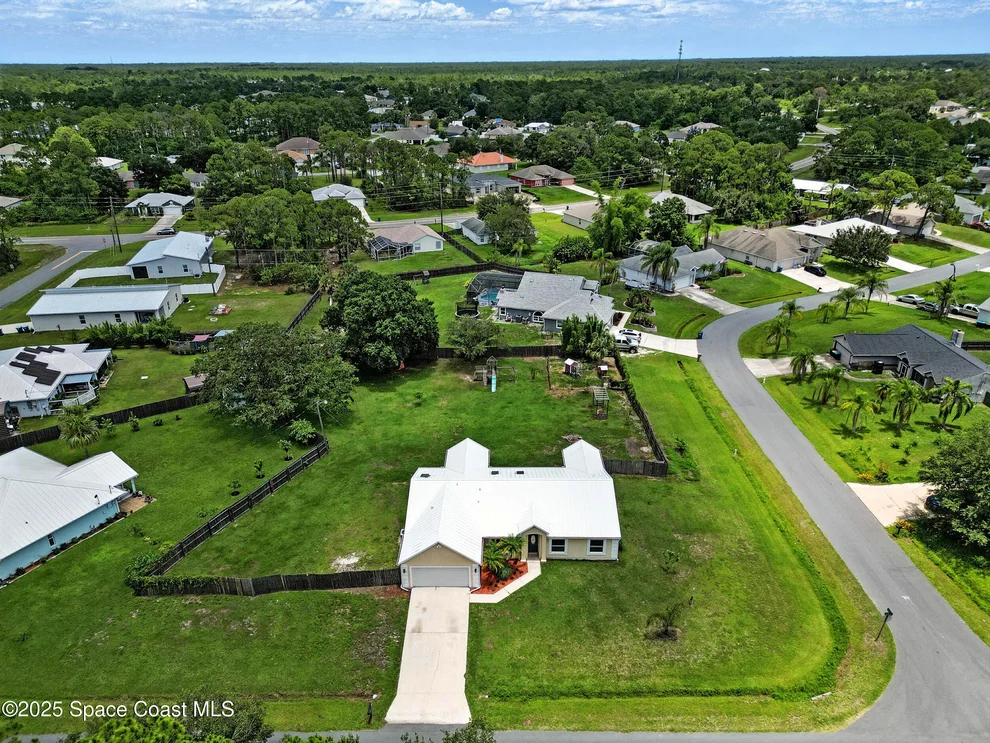 Unit for sale at 2749 Digby Road SE, Palm Bay, FL 32909