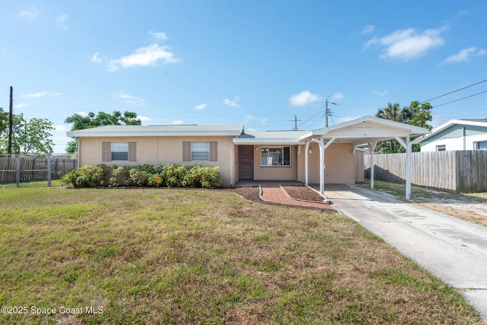 Unit for sale at 2021 Nottingham Road, Melbourne, FL 32935