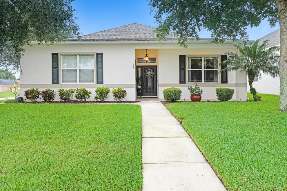 Unit for sale at 513 Hollow Glen Drive, Titusville, FL 32780