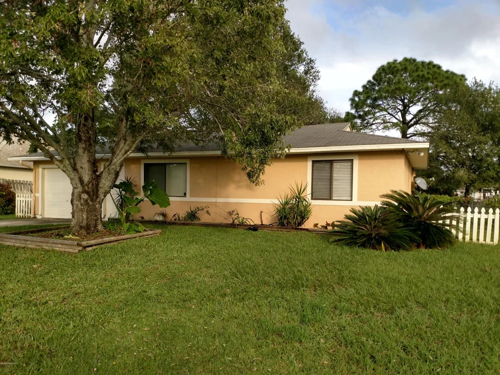 Unit for sale at 467 Calamondin Avenue NW, Palm Bay, FL 32907