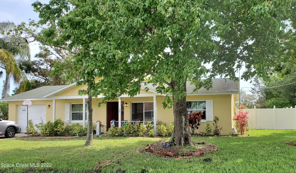 Unit for sale at 125 Abalone Road NW, Palm Bay, FL 32907