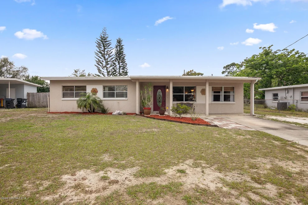 Unit for sale at 160 N Hilltop Drive N, Titusville, FL 32796