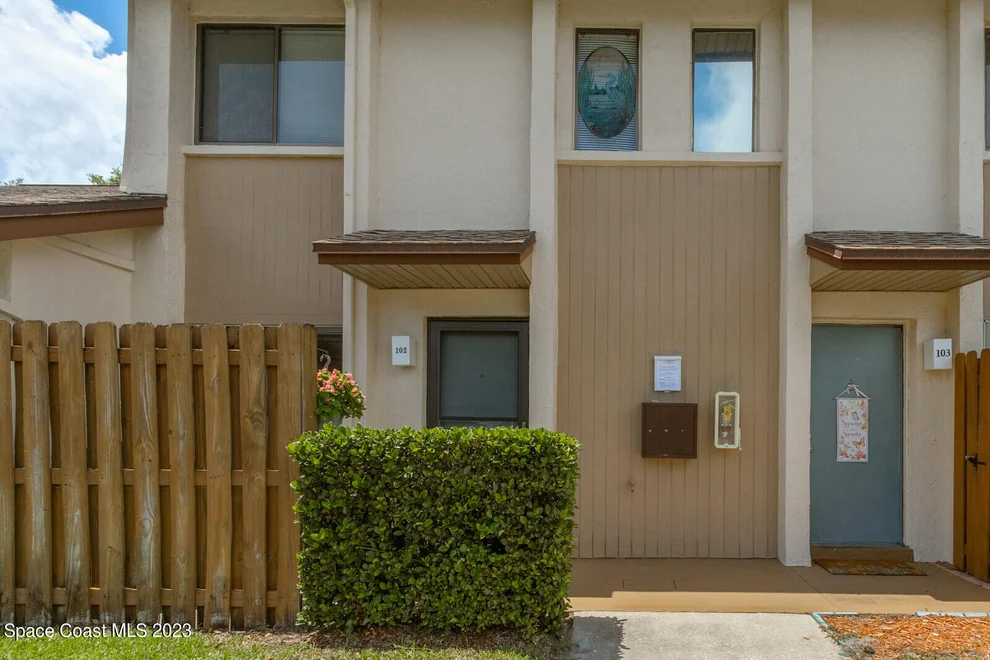 Unit for sale at 2290 Golf Isle Drive, Melbourne, FL 32935