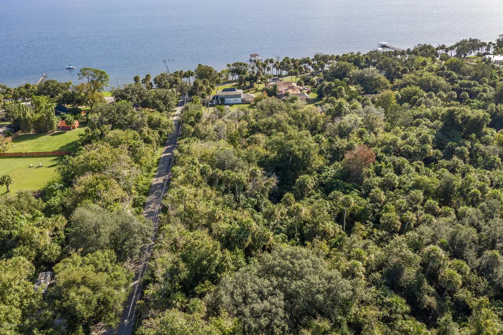 Unit for sale at 101 Blacks Road, Cocoa, FL 32926