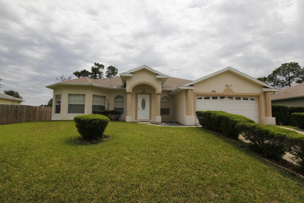 Unit for sale at 330 Viking Street NE, Palm Bay, FL 32907