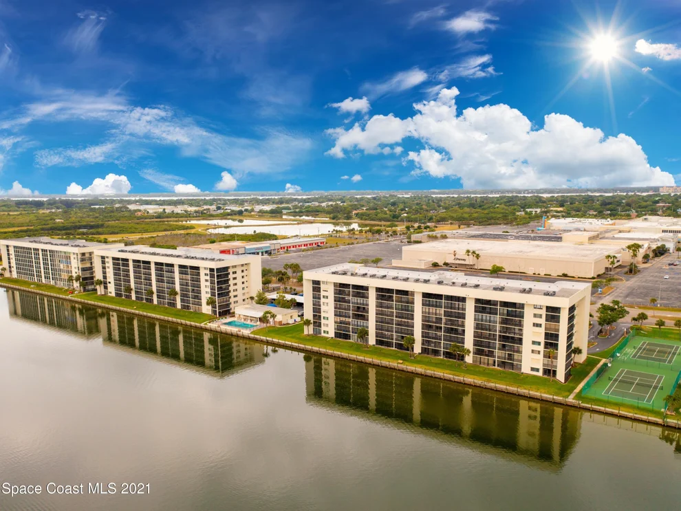 Unit for sale at 200 S Sykes Creek Parkway, Merritt Island, FL 32952
