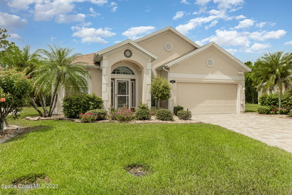 Unit for sale at 900 Misty Creek Drive, Melbourne, FL 32940