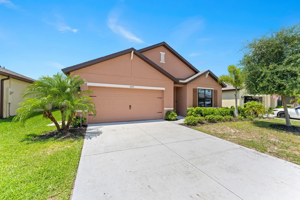 Unit for sale at 3727 Loggerhead Lane, Mims, FL 32754