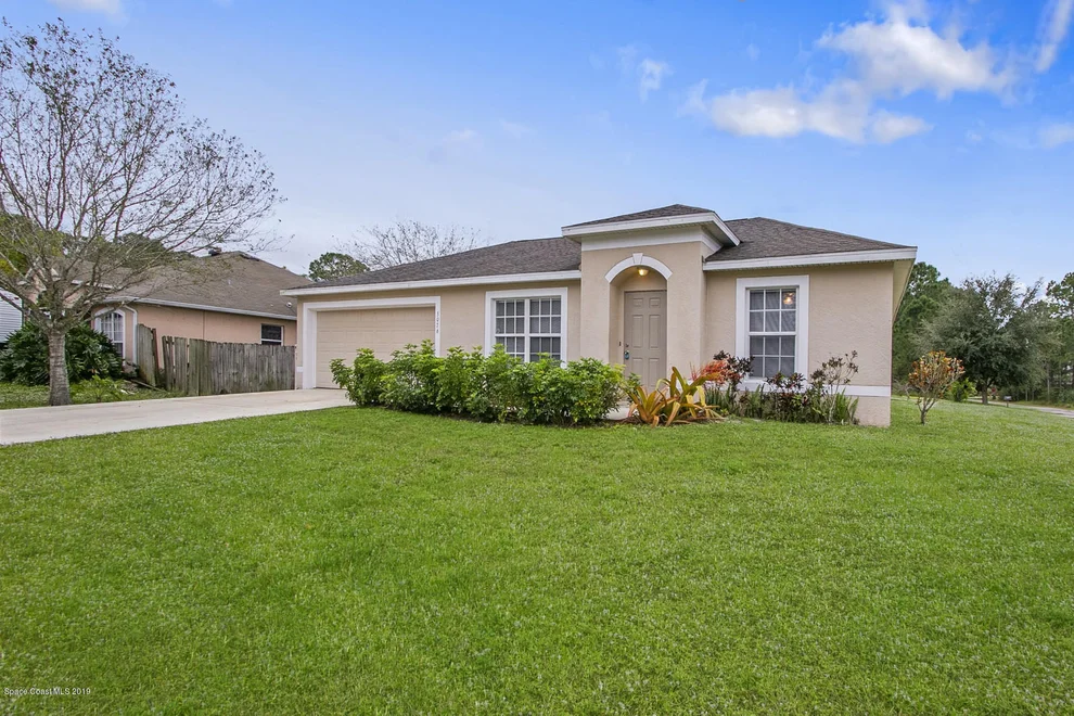 Unit for sale at 3076 SE Tropical Circle SE, Palm Bay, FL 32909