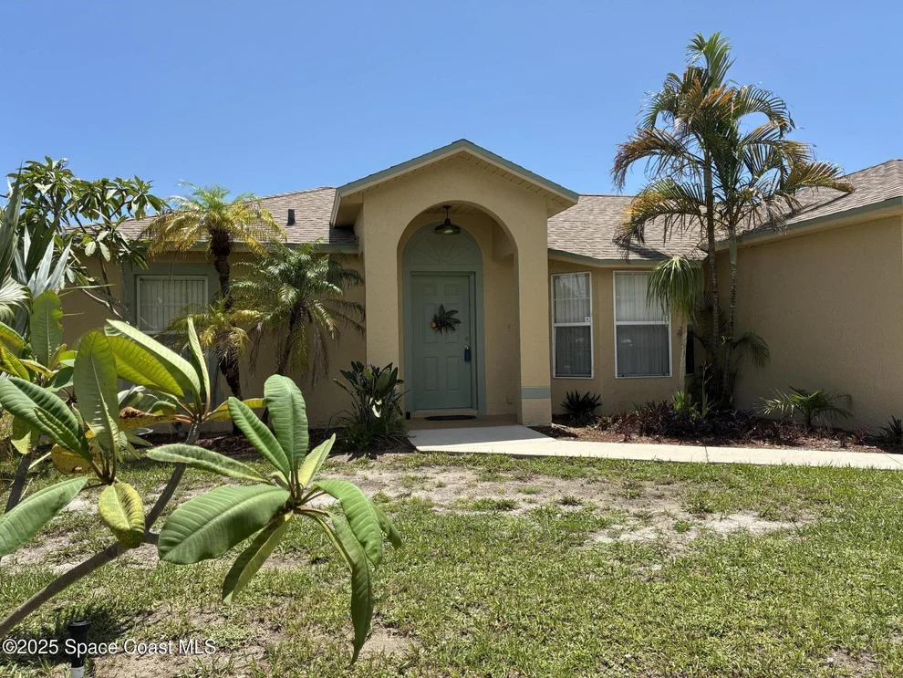 Unit for sale at 6225 Alderwood Avenue, Cocoa, FL 32927