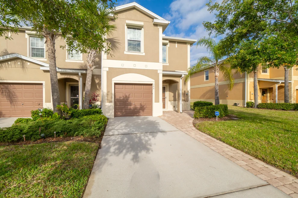 Unit for sale at 2565 Revolution Street, Melbourne, FL 32935