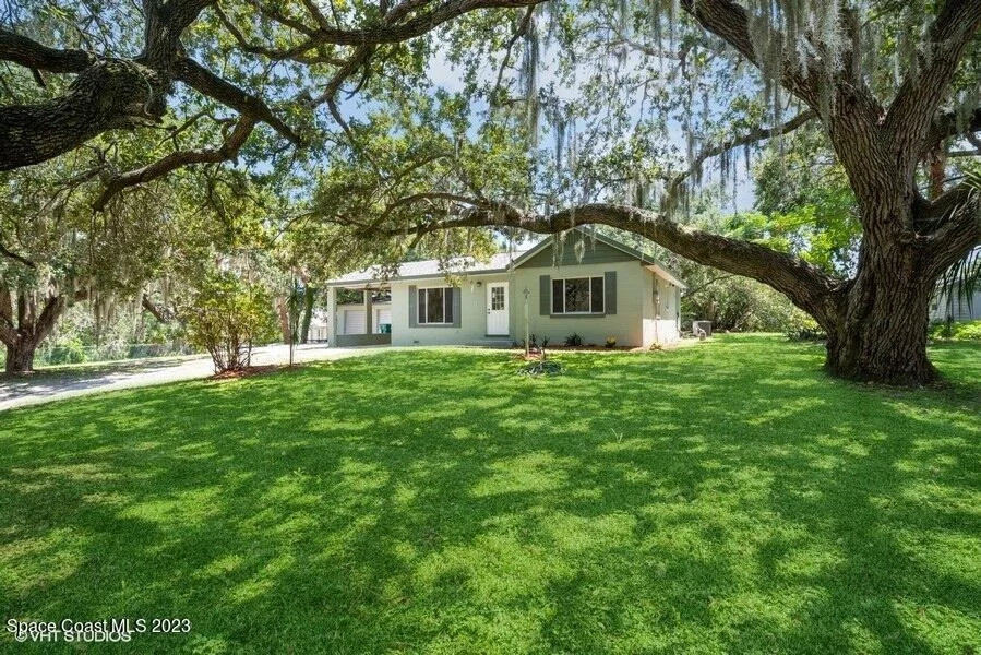 Unit for sale at 621 Magnolia Avenue, Melbourne, FL 32935