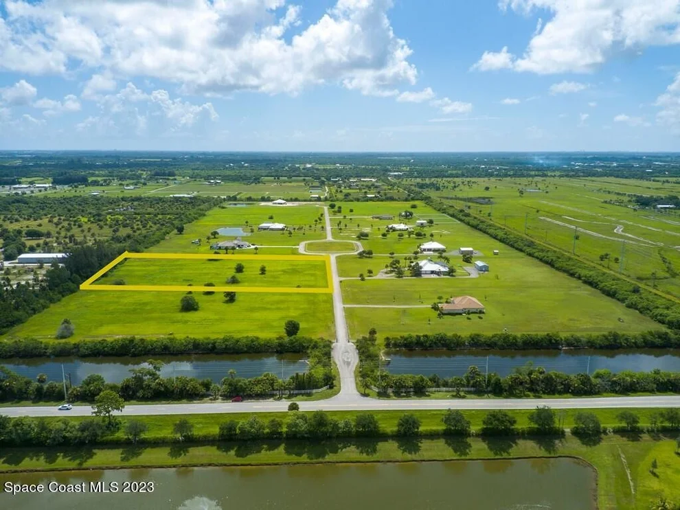 Unit for sale at 8130 White Fences Lane, Vero Beach, FL 32968