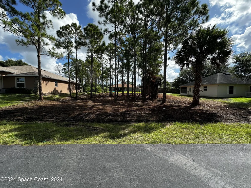 Unit for sale at 2863 Grant Avenue SE, Palm Bay, FL 32909