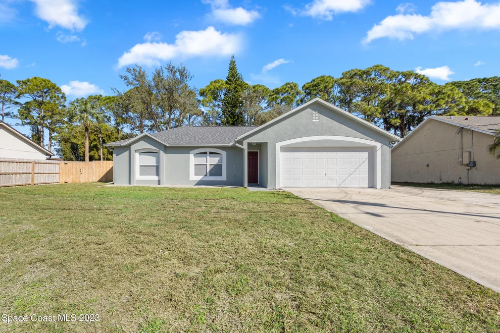 Unit for sale at 4690 Greenhill Street, Cocoa, FL 32927