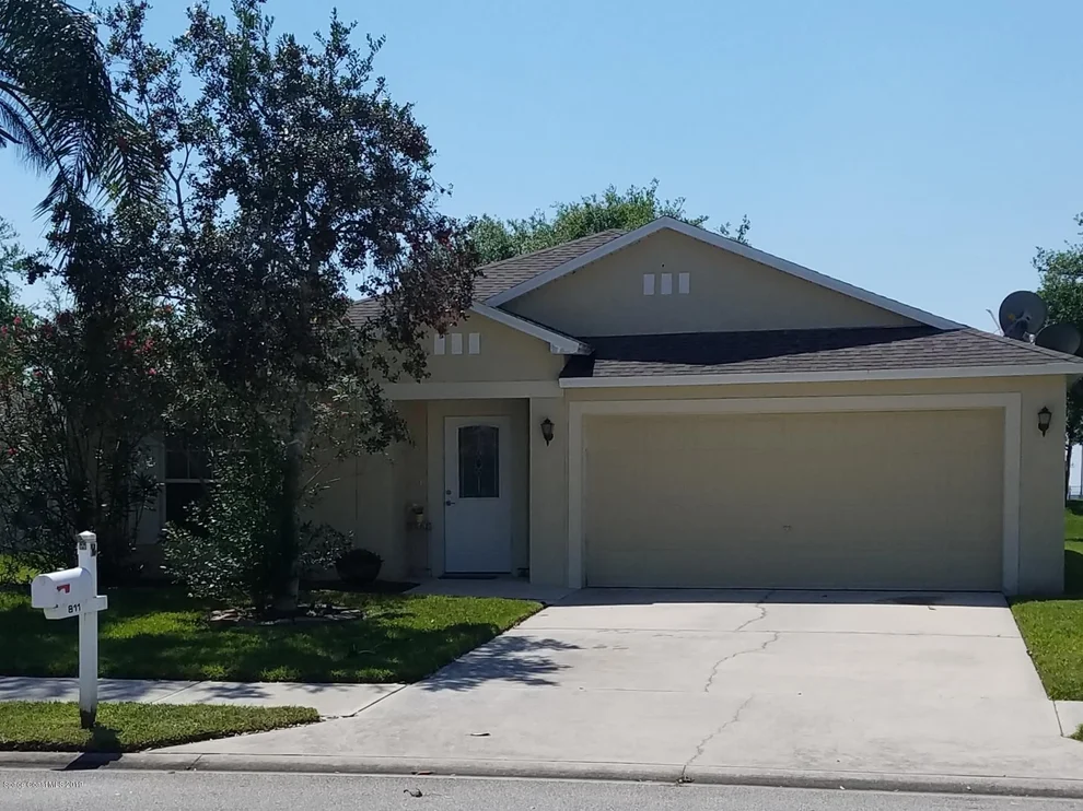 Unit for sale at 811 Wickham Lakes Drive, Melbourne, FL 32940