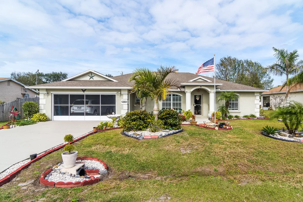 Unit for sale at 1229 Grandeur Street SE, Palm Bay, FL 32909