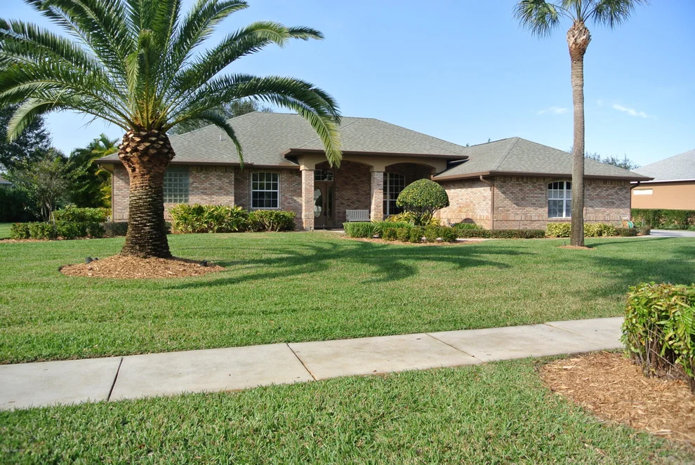 Unit for sale at 1865 SE Amberwood Drive SE, Palm Bay, FL 32909