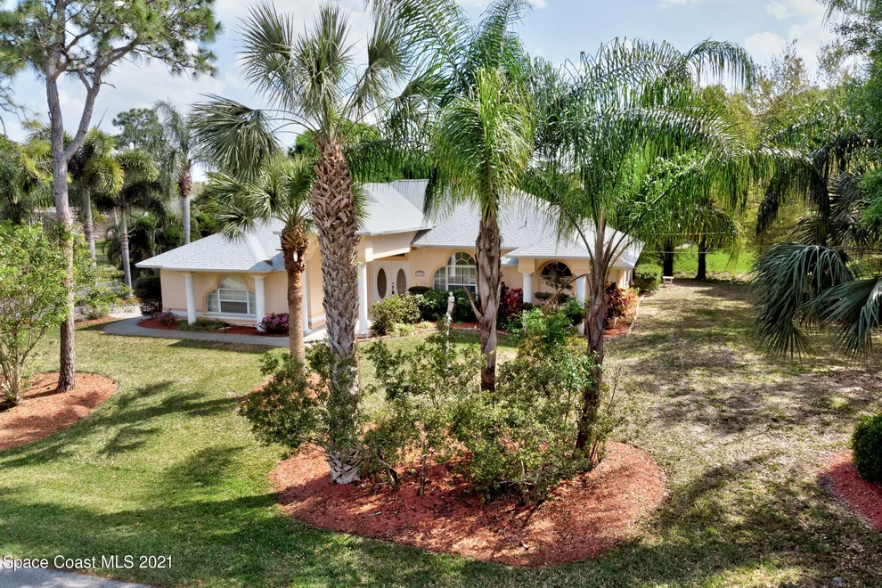 Unit for sale at 772 Crystal Mist Avenue, Sebastian, FL 32958