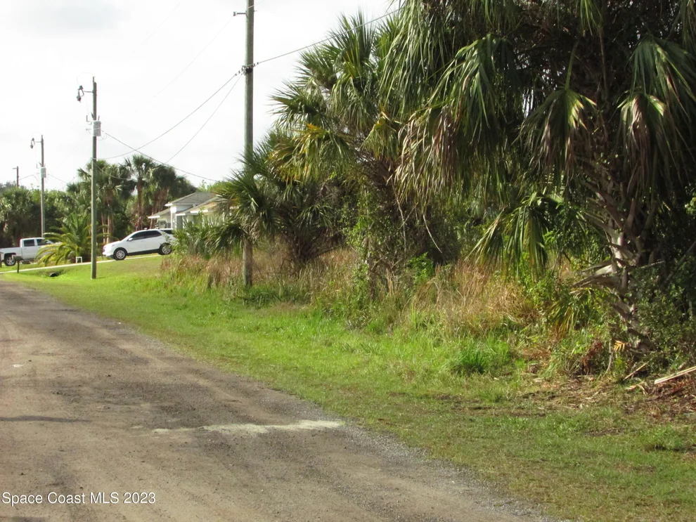 Unit for sale at 2361 Jamaica Avenue SW, Palm Bay, FL 32908