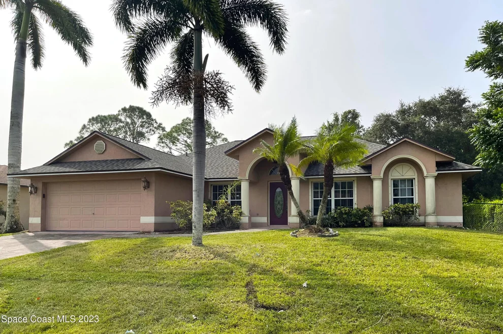 Unit for sale at 670 Elmont Street NW, Palm Bay, FL 32907