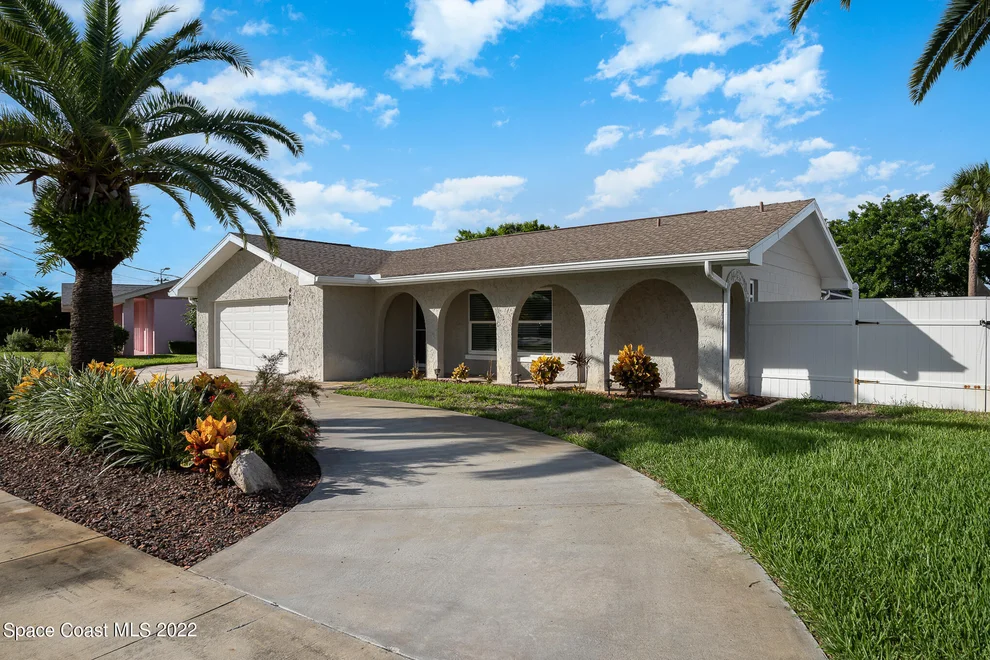 Unit for sale at 464 Newfound Harbor Drive, Merritt Island, FL 32952