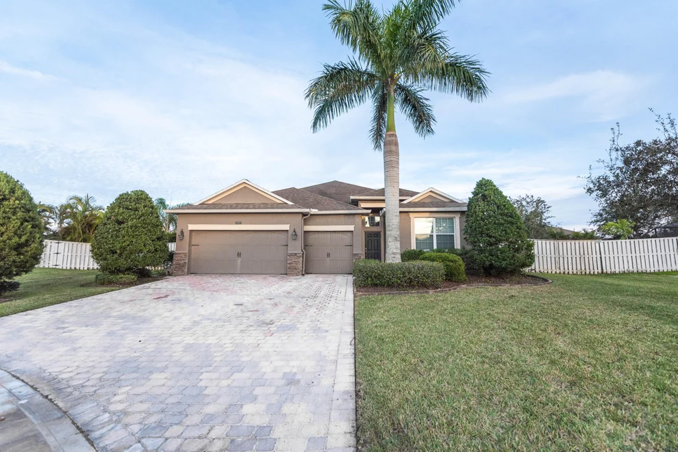 Unit for sale at 5988 Croydon Court, Melbourne, FL 32940