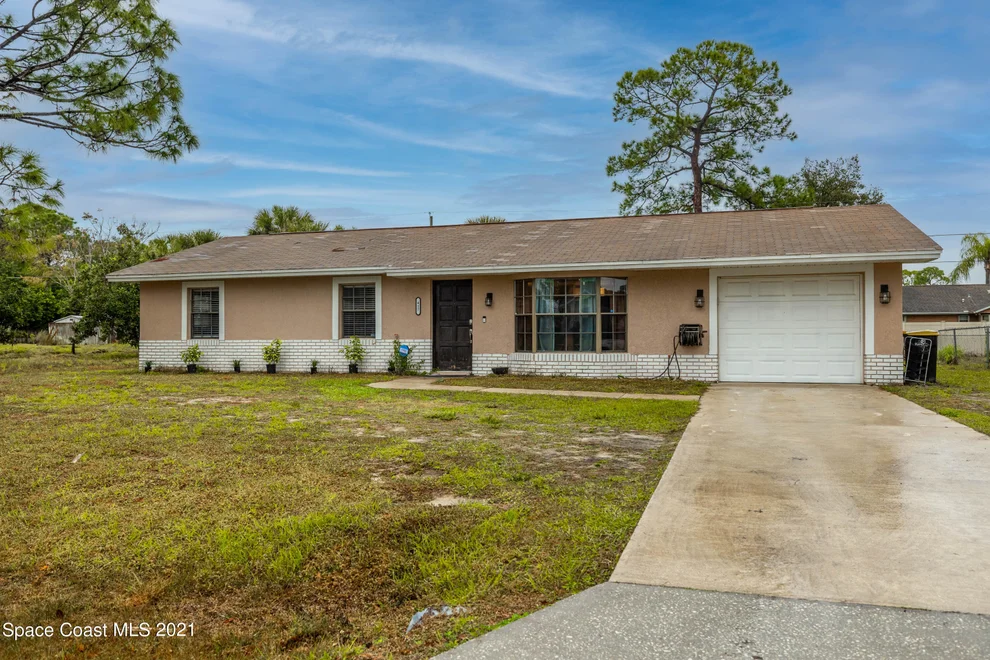 Unit for sale at 417 Binney Street NE, Palm Bay, FL 32907