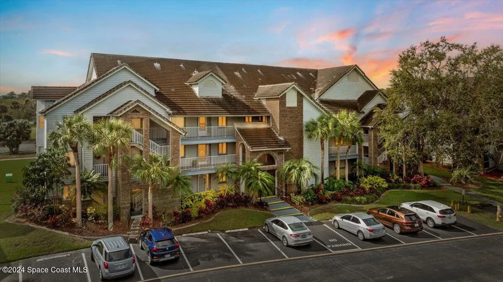 Unit for sale at 575 Shadow Wood Lane, Titusville, FL 32780
