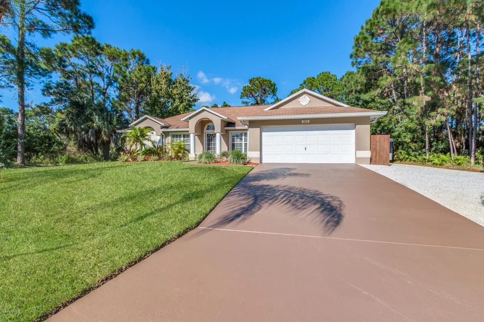 Unit for sale at 321 SW Olsmar Street, Palm Bay, FL 32908