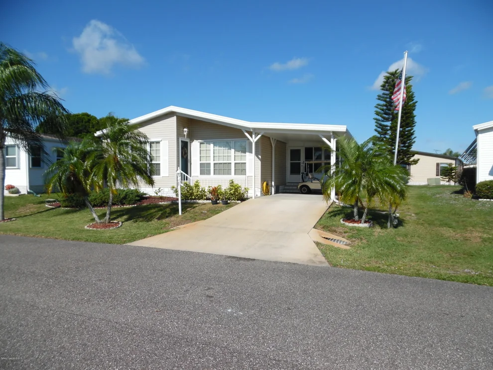 Unit for sale at 7694 Fox Hunter Circle, Micco, FL 32976