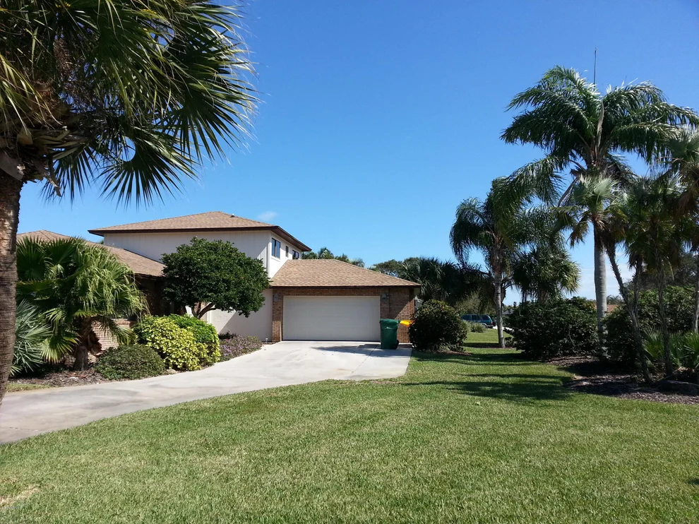 Unit for sale at 470 Mosswood Boulevard, Indialantic, FL 32903